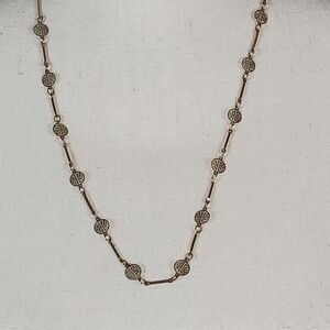Necklace, gold with alternating bars and medallions